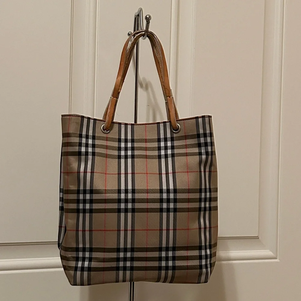 Burberry Tan Nova Check Tote Hand Bag - Picture 11 of 11